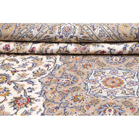 Tappeto Kashan Persia beige bianco 300x405