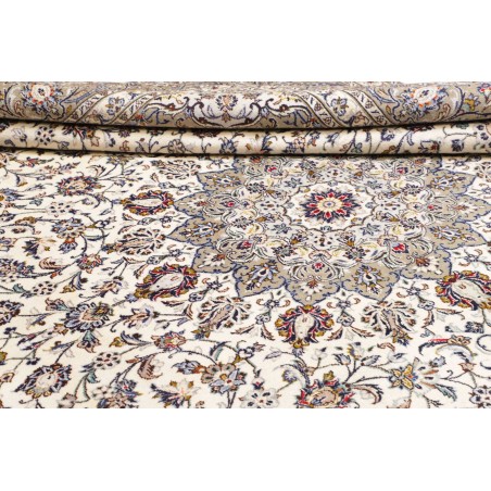 Tappeto Kashan Persia beige bianco 300x397